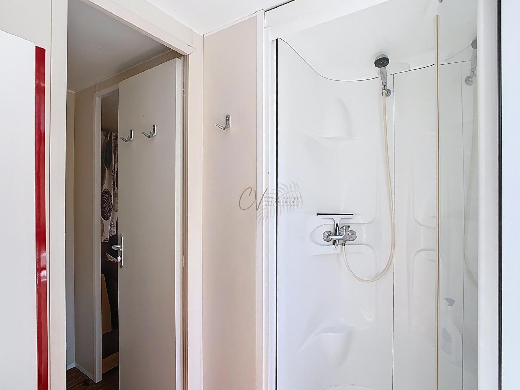 Grand Mobil Home 3Chbr 2Sdb Camping La Carabasse Vias Exterior foto